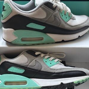 Nike Air Max 90 Sneakers in White Particle Grey & Hyper Turquoise GUC